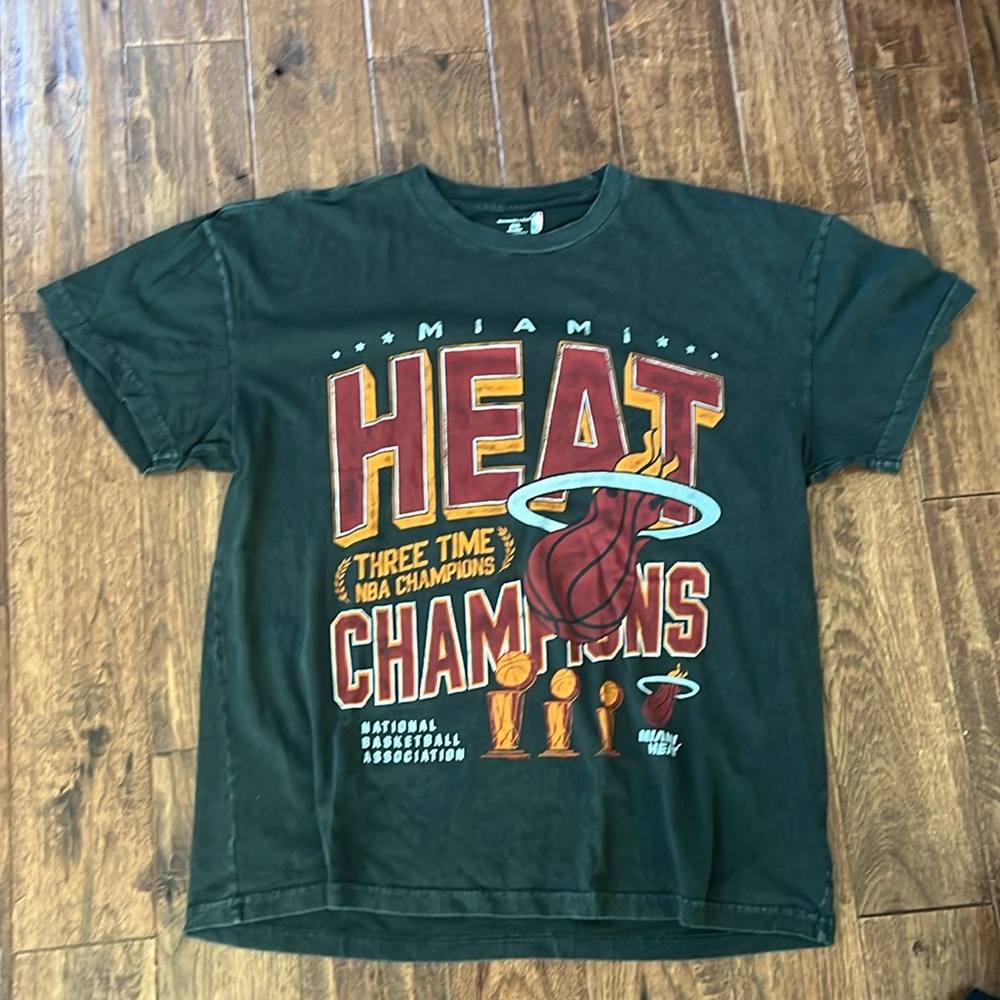 Abercrombie & Fitch X NBA Miami Heat T-Shirt